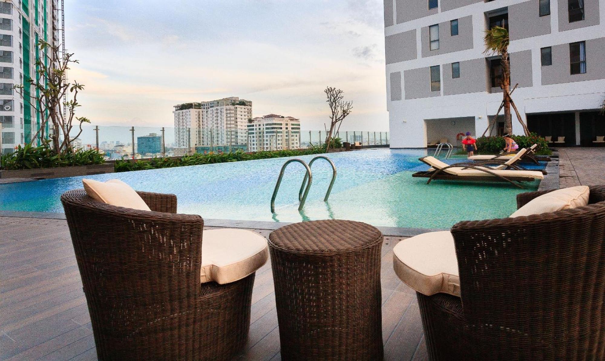Henry Home - Rivergate Хошимін Екстер'єр фото