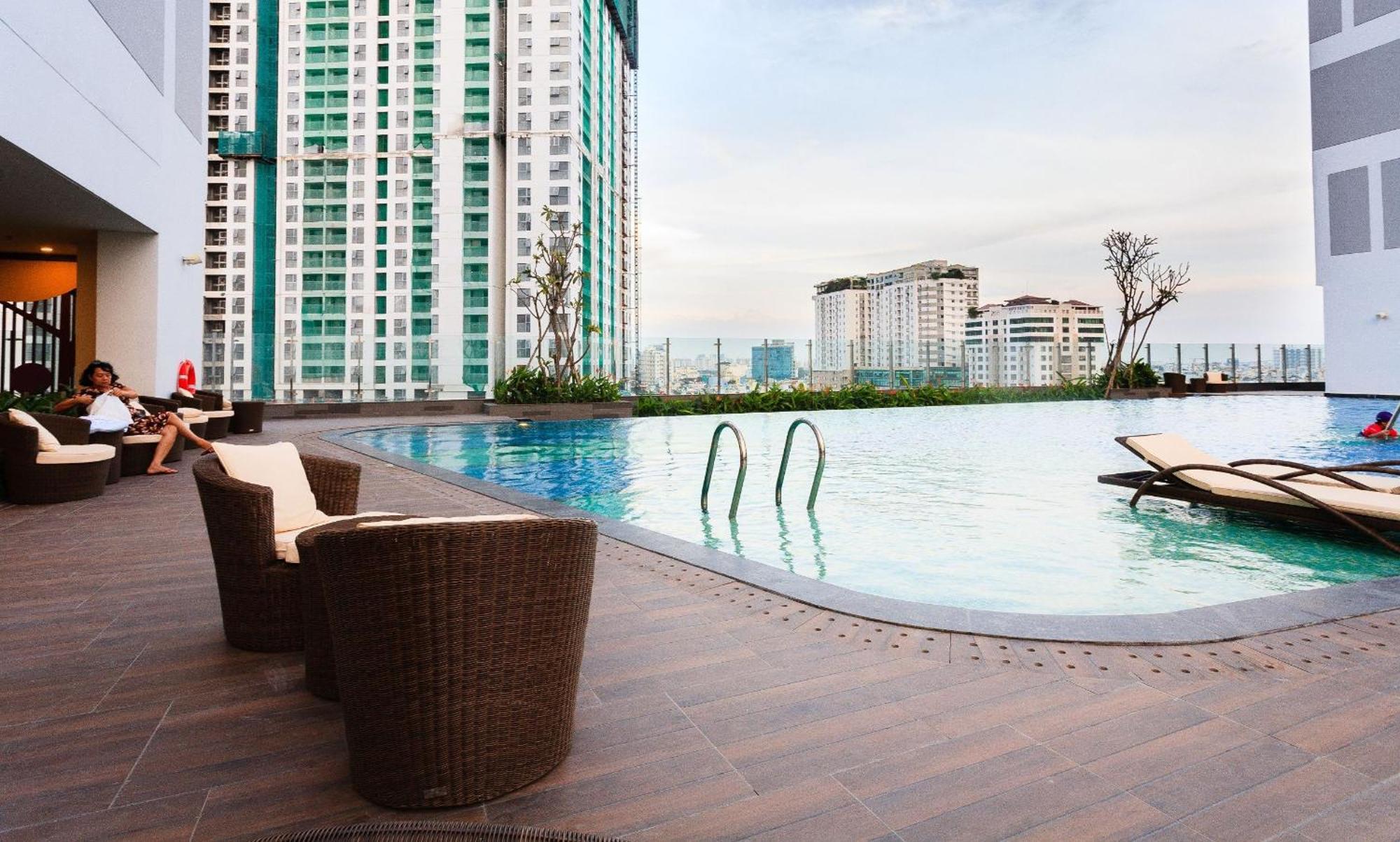Henry Home - Rivergate Хошимін Екстер'єр фото