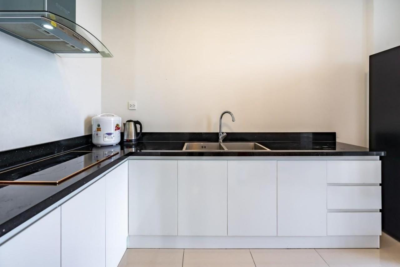 Henry Home - Rivergate Хошимін Екстер'єр фото